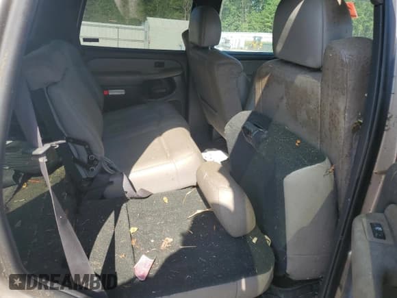 ✅ 2001 Chevrolet Tahoe LS • VIN: 1GNEK13T21J220917 • Lot: 62087995. Listed on Copart with 200,325 mi. Free auction sales archive from the USA and detailed vehicle history report at DreamBid. Image 11.