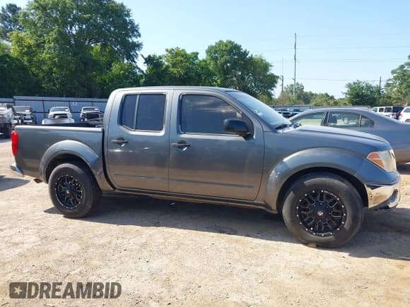 ✅ 2006 Nissan Frontier SE • VIN: 1N6AD07U96C416196 • Лот: 42267679. Опубликован ранее на IAAI с пробегом 180 947 миль. Бесплатный доступ к архиву аукционных продаж из США и подробный отчёт об истории автомобиля на DreamBid. Изображение 13.