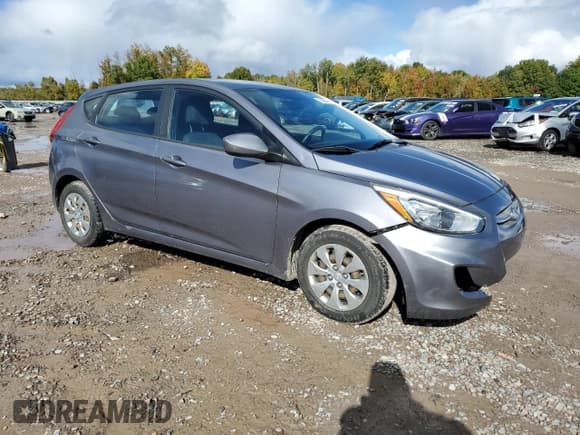 ✅ 2017 Hyundai Accent SE • VIN: KMHCT5AE9HU322325 • Лот: 75983494. Опубликован ранее на Copart с пробегом 114 282 миль. Бесплатный доступ к архиву аукционных продаж из США и подробный отчёт об истории автомобиля на DreamBid. Изображение 4.