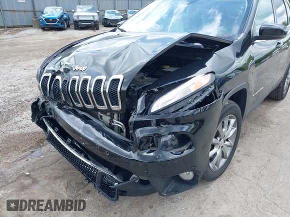 ✅ 2017 Jeep Cherokee Limited • VIN: 1C4PJMDS4HD223760 • Лот: 42300398. Опубликован ранее на IAAI с пробегом 85 981 миль. Бесплатный доступ к архиву аукционных продаж из США и подробный отчёт об истории автомобиля на DreamBid. Изображение 6.