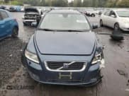 ✅ 2008 Volvo V50 2.4L • VIN: YV1MW382X82382152 • Лот: 74745624. Опубликован ранее на Copart с пробегом 228 565 миль. Бесплатный доступ к архиву аукционных продаж из США и подробный отчёт об истории автомобиля на DreamBid. Изображение 5.