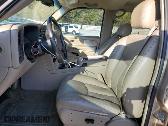 ✅ 2005 Chevrolet Silverado 1500 Z71 • VIN: 2GCEK13T151239449 • Lot: 78172164. Wystawiony na Copart z przebiegiem 267 581 mil. Bezpłatny archiwum sprzedaży aukcyjnych z USA i szczegółowy raport historii pojazdu na DreamBid. Zdjęcie 7.