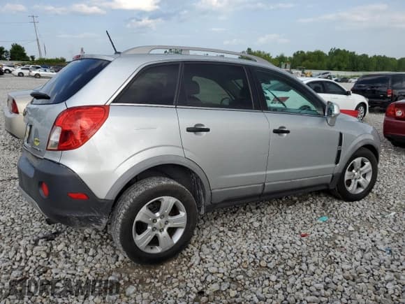 ✅ 2014 Chevrolet Captiva Sport LS • VIN: 3GNAL2EKXES566918 • Lot: 62525744. Wystawiony na Copart z przebiegiem Nie podano. Bezpłatny archiwum sprzedaży aukcyjnych z USA i szczegółowy raport historii pojazdu na DreamBid. Zdjęcie 3.