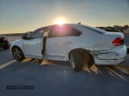 ✅ 2015 Volkswagen Passat SE • VIN: 1VWBV7A3XFC104317 • Лот: 87199975. Опубликован ранее на Copart с пробегом 138 952 миль. Бесплатный доступ к архиву аукционных продаж из США и подробный отчёт об истории автомобиля на DreamBid. Изображение 2.