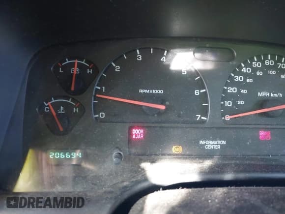 ✅ 2004 Dodge Dakota SLT • VIN: 1D7HG42N34S571352 • Лот: 41406195. Опубликован ранее на IAAI с пробегом 206 694 миль. Бесплатный доступ к архиву аукционных продаж из США и подробный отчёт об истории автомобиля на DreamBid. Изображение 7.