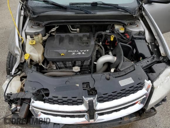 ✅ 2013 Dodge Avenger SE • VIN: 1C3CDZAB8DN565972 • Лот: 84617204. Опубликован ранее на Copart с пробегом 199 694 миль. Бесплатный доступ к архиву аукционных продаж из США и подробный отчёт об истории автомобиля на DreamBid. Изображение 12.