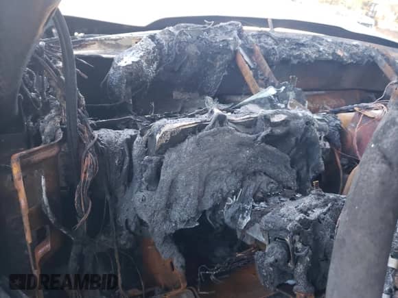 2008 Dodge 3500 SXT z VIN 3D7MX39A38G112217, wystawiony jako Copart lot #79241344 z przebiegiem Nie podano mil oraz Szkoda całkowita • Salvage title. Historia ofert i sprzedaży dostępna na DreamBid. Obrazek 9.