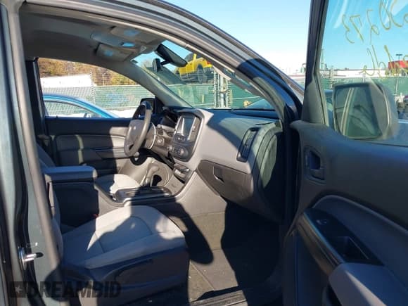 ✅ 2018 Chevrolet Colorado 2WD Work Truck • VIN: 1GCHSBEA2J1132554 • Лот: 43650273. Опубликован ранее на IAAI с пробегом 167 671 миль. Бесплатный доступ к архиву аукционных продаж из США и подробный отчёт об истории автомобиля на DreamBid. Изображение 5.