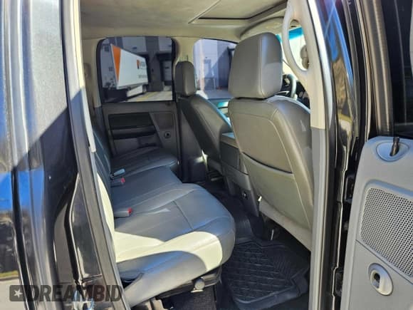 ✅ 2007 Dodge 3500 SLT • VIN: 3D7ML48A97G792058 • Lot: 89638805. Listed on Copart with 321,113 mi. Free auction sales archive from the USA and detailed vehicle history report at DreamBid. Image 6.