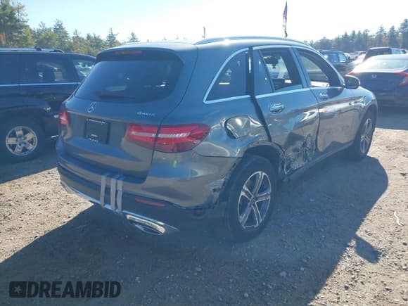 ✅ 2019 Mercedes-Benz GLC 300 • VIN: WDC0G4KB6KF661432 • Лот: 43355635. Опубликован ранее на IAAI с пробегом 41 096 миль. Бесплатный доступ к архиву аукционных продаж из США и подробный отчёт об истории автомобиля на DreamBid. Изображение 4.