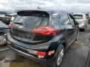 2017 Chevrolet Bolt EV LT z VIN 1G1FW6S05H4130250, wystawiony jako Copart lot #80927253 z przebiegiem 36 740 mil mil oraz . Historia ofert i sprzedaży dostępna na DreamBid. Obrazek 3.
