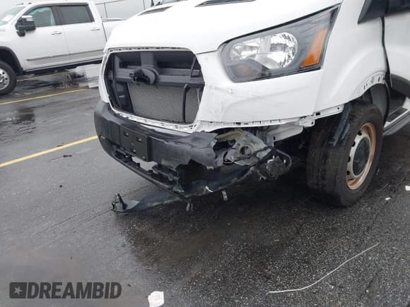 ✅ 2023 Ford Transit Cargo • VIN: 1FTYE1Y86PKB29962 • Lot: 43562249. Listed on IAAI with 947 mi. Free auction sales archive from the USA and detailed vehicle history report at DreamBid. Image 6.