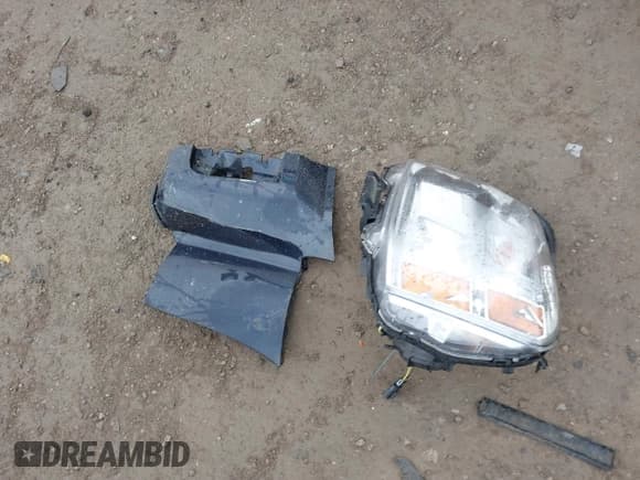 ✅ 2015 GMC Terrain SLE • VIN: 2GKALREK4F6375520 • Lot: 43272521. Listed on IAAI with 80,539 mi. Free auction sales archive from the USA and detailed vehicle history report at DreamBid. Image 12.