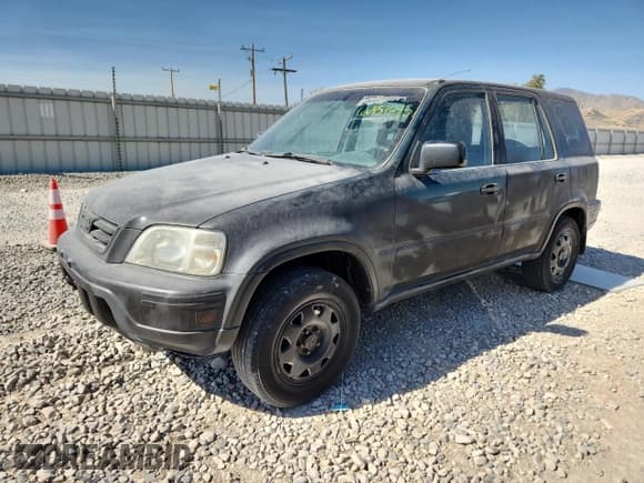 ✅ 2000 Honda CR-V • VIN: JHLRD1843YS018911 • Lot: 66453895. Wystawiony na Copart z przebiegiem 178 005 mil. Bezpłatny archiwum sprzedaży aukcyjnych z USA i szczegółowy raport historii pojazdu na DreamBid. Zdjęcie 1.