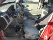 ✅ 2005 Chevrolet Equinox LS • VIN: 2CNDL23F856037957 • Лот: 77535284. Опубликован ранее на Copart с пробегом 303 477 миль. Бесплатный доступ к архиву аукционных продаж из США и подробный отчёт об истории автомобиля на DreamBid. Изображение 7.