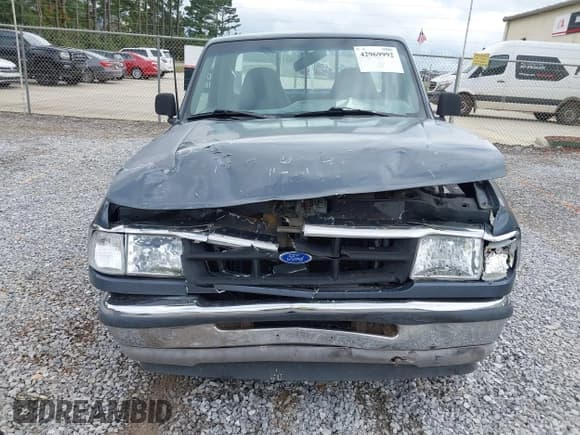✅ 1993 Ford Ranger Splash • VIN: 1FTCR10A4PTA61443 • Лот: 42969992. Опубликован ранее на IAAI с пробегом 8 929 миль. Бесплатный доступ к архиву аукционных продаж из США и подробный отчёт об истории автомобиля на DreamBid. Изображение 6.