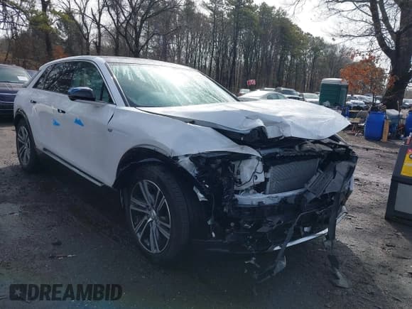 ✅ 2024 Cadillac LYRIQ Luxury • VIN: 1GYKPPRL7RZ101369 • Lot: 41707064. Listed on IAAI with 7,576 mi. Free auction sales archive from the USA and detailed vehicle history report at DreamBid. Image 6.