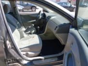 ✅ 2010 Toyota Corolla • VIN: 2T1BU4EE6AC370224 • Лот: 43135214. Опубликован ранее на IAAI с пробегом 266 257 миль. Бесплатный доступ к архиву аукционных продаж из США и подробный отчёт об истории автомобиля на DreamBid. Изображение 5.