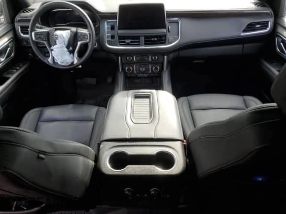 2024 Chevrolet Tahoe Z71 with VIN 1GNSKPKLXRR128006, listed as a Copart auction lot 79812694 with 24,199 mi miles and Salvage title. Bid and sale history available at DreamBid. Image 8.