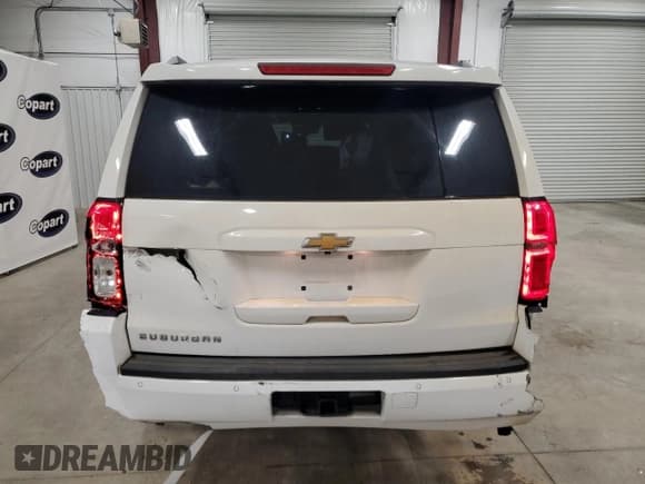 ✅ 2018 Chevrolet Suburban LT • VIN: 1GNSKHKCXJR115671 • Lot: 63240094. Wystawiony na Copart z przebiegiem 112 961 mil. Bezpłatny archiwum sprzedaży aukcyjnych z USA i szczegółowy raport historii pojazdu na DreamBid. Zdjęcie 6.