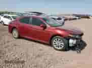 2021 Toyota Camry LE z VIN 4T1C11BK9MU021941, wystawiony jako Copart lot #68309295 z przebiegiem 59 522 mil mil oraz Szkoda całkowita • Salvage title. Historia ofert i sprzedaży dostępna na DreamBid. Obrazek 4.