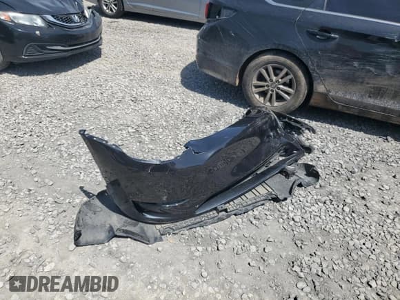 ✅ 2024 Tesla Model Y Long Range • VIN: 7SAYGDEE6RF074728 • Lot: 58555535. Wystawiony na Copart z przebiegiem 8 903 mil. Bezpłatny archiwum sprzedaży aukcyjnych z USA i szczegółowy raport historii pojazdu na DreamBid. Zdjęcie 12.