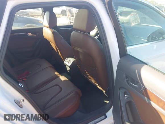 ✅ 2013 Audi allroad A4 Premium Plus • VIN: WA1UFAFL3DA192242 • Lot: 43401444. Wystawiony na IAAI z przebiegiem 135 890 mil. Bezpłatny archiwum sprzedaży aukcyjnych z USA i szczegółowy raport historii pojazdu na DreamBid. Zdjęcie 8.