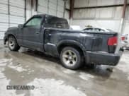 ✅ 2002 GMC Sonoma SLS • VIN: 1GTCS14WX28239250 • Лот: 46291075. Опубликован ранее на Copart с пробегом 186 402 миль. Бесплатный доступ к архиву аукционных продаж из США и подробный отчёт об истории автомобиля на DreamBid. Изображение 2.