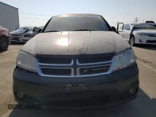 ✅ 2012 Dodge Avenger SXT • VIN: 1C3CDZCB0CN308963 • Lot: 70576674. Wystawiony na Copart z przebiegiem 134 829 mil. Bezpłatny archiwum sprzedaży aukcyjnych z USA i szczegółowy raport historii pojazdu na DreamBid. Zdjęcie 5.