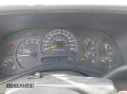 ✅ 2006 Chevrolet Silverado 2500HD LT2 • VIN: 1GCHK29UX6E262621 • Lot: 42322189. Wystawiony na IAAI z przebiegiem 233 221 mil. Bezpłatny archiwum sprzedaży aukcyjnych z USA i szczegółowy raport historii pojazdu na DreamBid. Zdjęcie 7.