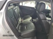 ✅ 2017 Chevrolet Volt LT • VIN: 1G1RC6S5XHU134716 • Lot: 74259684. Wystawiony na Copart z przebiegiem 144 442 mil. Bezpłatny archiwum sprzedaży aukcyjnych z USA i szczegółowy raport historii pojazdu na DreamBid. Zdjęcie 10.