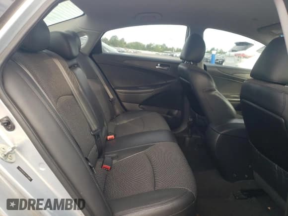 ✅ 2013 Hyundai Sonata SE • VIN: 5NPEC4AC3DH565204 • Lot: 66643744. Wystawiony na Copart z przebiegiem 128 660 mil. Bezpłatny archiwum sprzedaży aukcyjnych z USA i szczegółowy raport historii pojazdu na DreamBid. Zdjęcie 10.