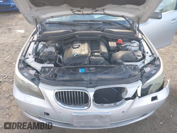 ✅ 2008 BMW 5 Series 528i • VIN: WBANU53568CT02821 • Lot: 43545627. Wystawiony na IAAI z przebiegiem 170 145 mil. Bezpłatny archiwum sprzedaży aukcyjnych z USA i szczegółowy raport historii pojazdu na DreamBid. Zdjęcie 10.