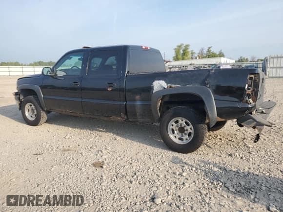 ✅ 2001 Chevrolet Silverado 1500HD LS • VIN: 1GCGK13U91F150362 • Лот: 71464944. Опубликован ранее на Copart с пробегом 211 714 миль. Бесплатный доступ к архиву аукционных продаж из США и подробный отчёт об истории автомобиля на DreamBid. Изображение 2.