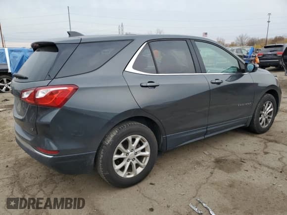 ✅ 2018 Chevrolet Equinox LT • VIN: 2GNAXJEV5J6336012 • Лот: 90982725. Опубликован ранее на Copart с пробегом 126 541 миль. Бесплатный доступ к архиву аукционных продаж из США и подробный отчёт об истории автомобиля на DreamBid. Изображение 3.