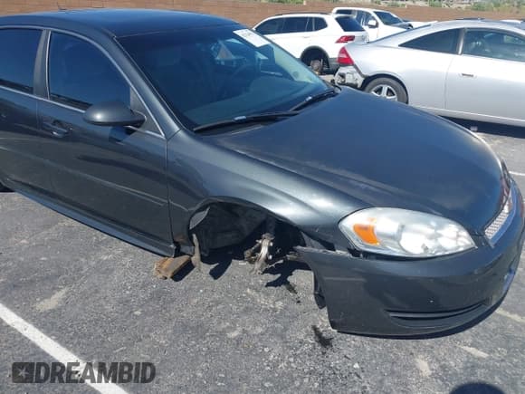 ✅ 2014 Chevrolet Impala LT • VIN: 2G1WB5E32E1138096 • Lot: 42324973. Listed on IAAI with 143,369 mi. Free auction sales archive from the USA and detailed vehicle history report at DreamBid. Image 6.