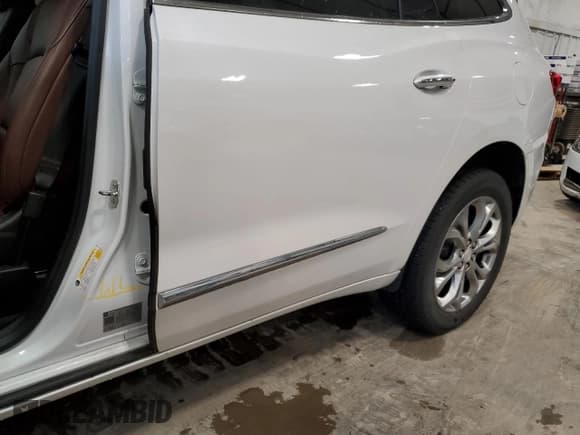 ✅ 2021 Buick Enclave Avenir • VIN: 5GAEVCKW5MJ249762 • Lot: 68623435. Listed on Copart with 46,059 mi. Free auction sales archive from the USA and detailed vehicle history report at DreamBid. Image 13.