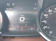 ✅ 2018 Alfa Romeo Giulia • VIN: ZARFAEDN0J7596915 • Lot: 42511563. Listed on IAAI with 35,892 mi. Free auction sales archive from the USA and detailed vehicle history report at DreamBid. Image 7.