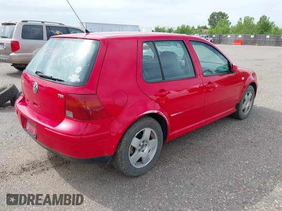 ✅ 2002 Volkswagen Golf GLS • VIN: 9BWGP61J724029677 • Лот: 42382997. Опубликован ранее на IAAI с пробегом 224 445 миль. Бесплатный доступ к архиву аукционных продаж из США и подробный отчёт об истории автомобиля на DreamBid. Изображение 4.