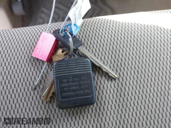 ✅ 2006 Ford F-250 XL • VIN: 1FTSW20PX6ED14833 • Лот: 42592013. Опубликован ранее на IAAI с пробегом 155 171 миль. Бесплатный доступ к архиву аукционных продаж из США и подробный отчёт об истории автомобиля на DreamBid. Изображение 11.