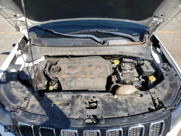 ✅ 2020 Jeep Compass Latitude • VIN: 3C4NJCBBXLT211684 • Lot: 86775415. Listed on Copart with 143,310 mi. Free auction sales archive from the USA and detailed vehicle history report at DreamBid. Image 11.