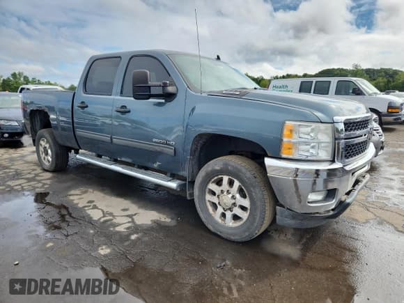 ✅ 2011 Chevrolet Silverado 2500HD LT • VIN: 1GC1KXCG3BF169879 • Lot: 69103885. Listed on Copart with 315,380 mi. Free auction sales archive from the USA and detailed vehicle history report at DreamBid. Image 4.