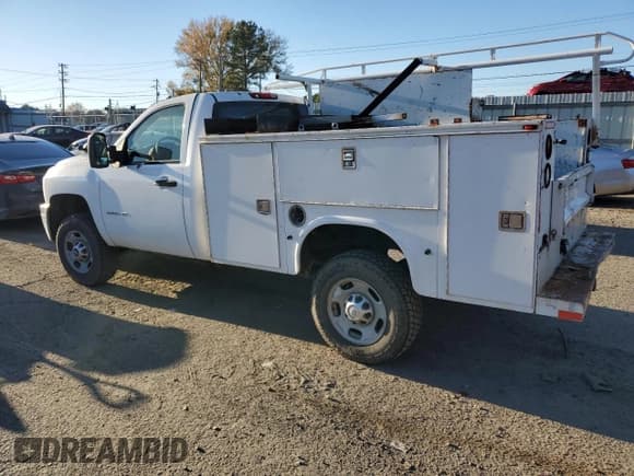 ✅ 2014 Chevrolet Silverado 2500HD Work Truck • VIN: 1GB0CVCG7EF163198 • Lot: 60953344. Listed on Copart with 239,433 mi. Free auction sales archive from the USA and detailed vehicle history report at DreamBid. Image 2.