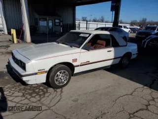 ✅ 1986 Chevrolet Cavalier • VIN: 1G1JE67W3G7172570 • Лот: 87169464. Опубликован ранее на Copart с пробегом 173 529 миль. Бесплатный доступ к архиву аукционных продаж из США и подробный отчёт об истории автомобиля на DreamBid. Изображение 1.