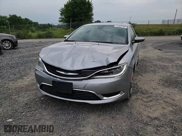 ✅ 2015 Chrysler 200 Limited • VIN: 1C3CCCAB9FN700895 • Lot: 59985165. Listed on Copart with 146,753 mi. Free auction sales archive from the USA and detailed vehicle history report at DreamBid. Image 13.