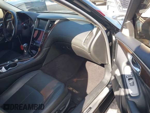 ✅ 2018 Infiniti Q50 Luxe • VIN: JN1EV7AP4JM355312 • Лот: 42573520. Опубликован ранее на IAAI с пробегом 57 691 миль. Бесплатный доступ к архиву аукционных продаж из США и подробный отчёт об истории автомобиля на DreamBid. Изображение 5.