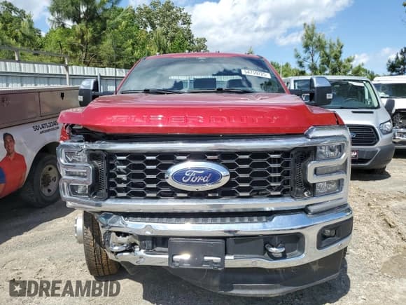✅ 2024 Ford F-350 XL • VIN: 1FT8W3DT2REF06548 • Лот: 54759725. Опубликован ранее на Copart с пробегом 11 398 миль. Бесплатный доступ к архиву аукционных продаж из США и подробный отчёт об истории автомобиля на DreamBid. Изображение 5.