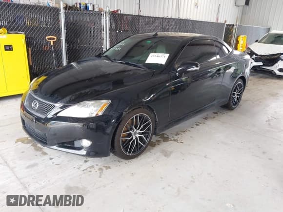 ✅ 2010 Lexus IS 250 C • VIN: JTHFF2C22A2513014 • Лот: 42246371. Опубликован ранее на IAAI с пробегом 135 870 миль. Бесплатный доступ к архиву аукционных продаж из США и подробный отчёт об истории автомобиля на DreamBid. Изображение 2.