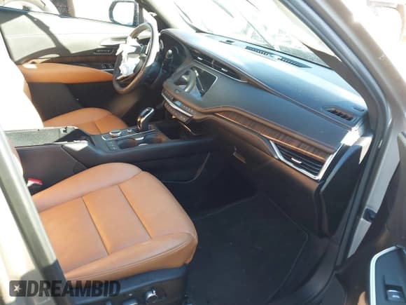 ✅ 2023 Cadillac XT4 FWD Premium Luxury • VIN: 1GYFZCR46PF191870 • Lot: 40902968. Listed on IAAI with 25,653 mi. Free auction sales archive from the USA and detailed vehicle history report at DreamBid. Image 5.