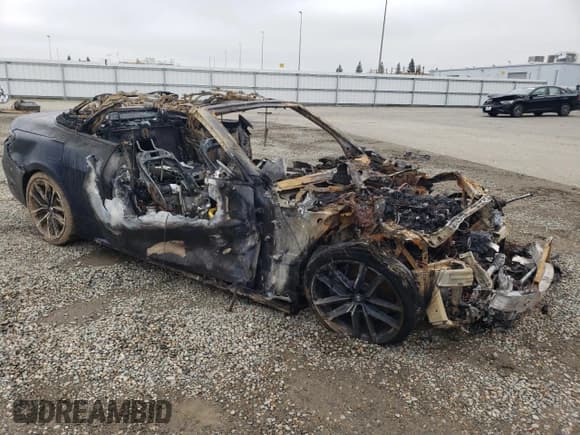 ✅ 2021 BMW 4 Series M440i • VIN: WBA53AT05MCH06240 • Lot: 85315584. Wystawiony na Copart z przebiegiem Nie podano. Bezpłatny archiwum sprzedaży aukcyjnych z USA i szczegółowy raport historii pojazdu na DreamBid. Zdjęcie 4.